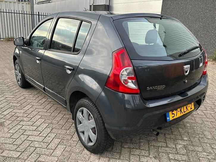 Occasion Dacia Sandero Ambiance 75 PK (55 kW) 2010 Grijs Hatchback