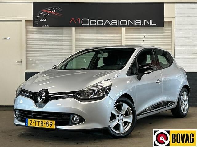 Grijs Gebruikt 2014 Renault Clio IV Expression Hatchback | € 5.995 (Eerlijke prijs) - Afbeelding 1/4