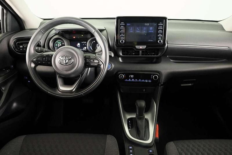 Occasion Toyota Yaris Hybrid 116 PK (85 kW) 2022 Grijs Hatchback