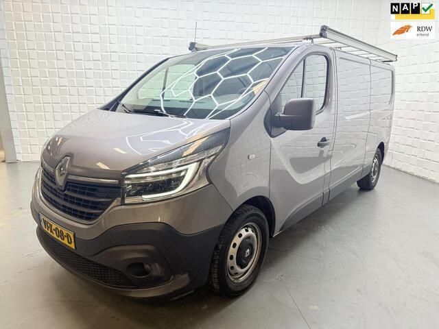 Grijs Gebruikt 2020 Renault Trafic Komfort Van | € 14.999 (Eerlijke prijs) - Afbeelding 1/4