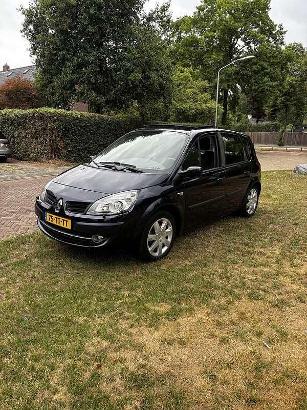 Gebruikt 2007 Renault Scénic II MPV | € 1.599 (Duur) - Afbeelding 1/4