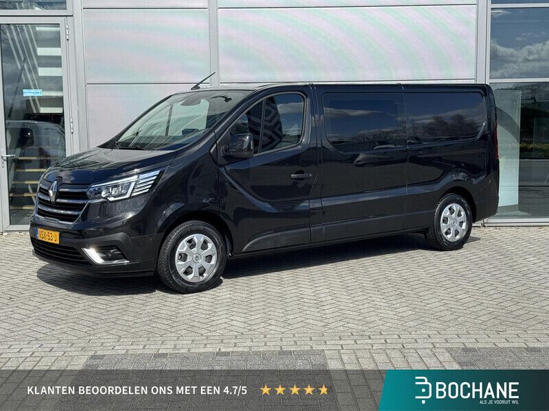 Zwart Gebruikt 2022 Renault Trafic Business Van | € 27.397 (Duur) - Afbeelding 1/4