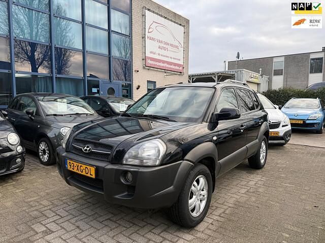 Zwart Occasion 2007 Hyundai Tucson Style SUV | € 3.249 (Eerlijke prijs) - Afbeelding 1/4