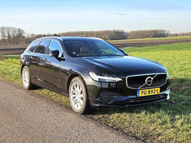 Occasion Volvo V90 2017 Zwart (metallic) Stationwagen
