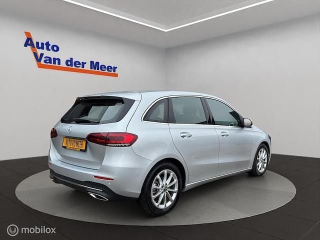 Occasion Mercedes B180 Luxury 136 PK (100 kW) 2022 MPV
