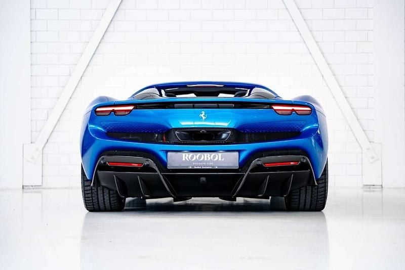 Occasion Ferrari 296 829 PK (609 kW) 2024 Blauw Cabriolet