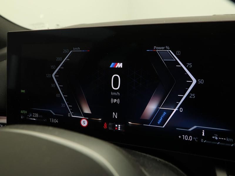 Occasion BMW 550e M Sport 489 PK (359 kW) 2025 Groen Stationwagen