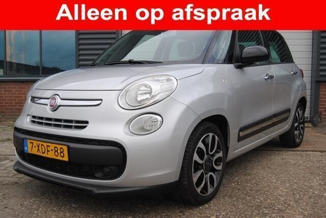 Grijs Gebruikt 2014 Fiat 500L Easy MPV | € 3.945 (Goede deal) - Afbeelding 1/4
