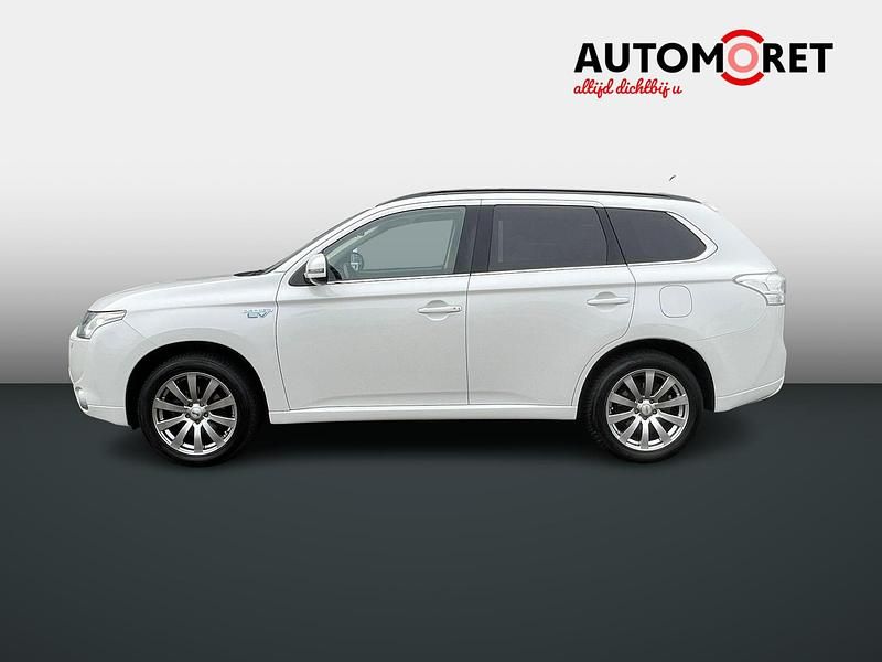 Wit Gebruikt 2014 Mitsubishi Outlander P-HEV Edition SUV | € 11.950 (Eerlijke prijs) - Afbeelding 1/4