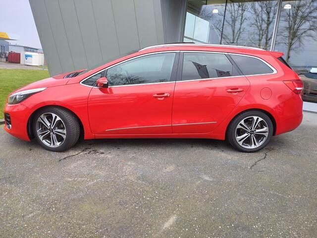 Occasion Kia Ceed Sportswagon GT-Line 120 PK (88 kW) 2017 Rood Stationwagen