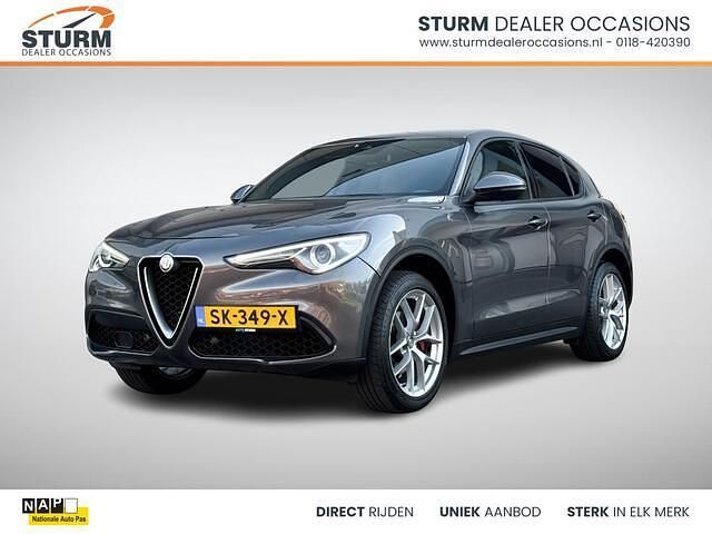 Suv Gebruikt 2018 Alfa Romeo Stelvio Super SUV | € 34.895 (Iets duurder) - Afbeelding 1/4