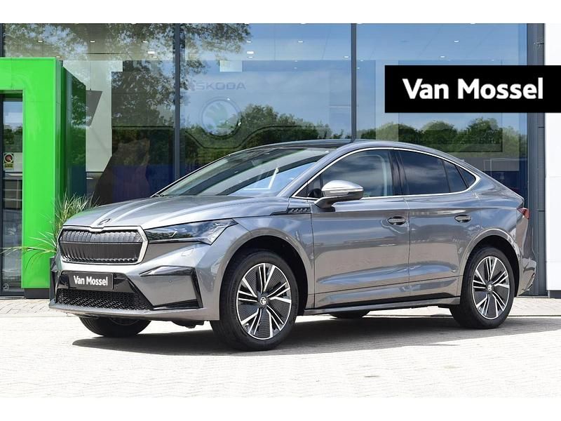 Grijs Gebruikt 2022 Skoda Enyaq iV Business Line SUV | € 34.944 (Duur) - Afbeelding 1/4