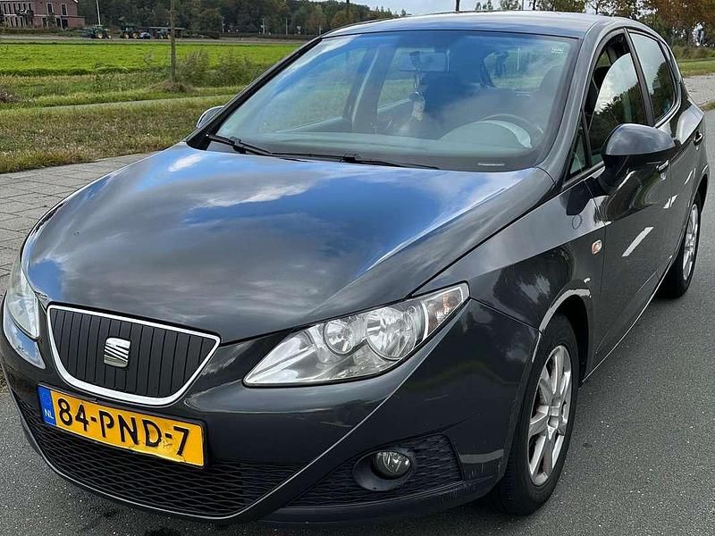 Occasion Seat Ibiza Style 75 PK (55 kW) 2011 Grijs MPV