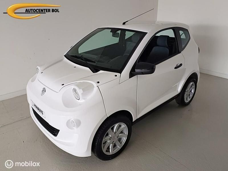 Wit Gebruikt 2023 Aixam Minauto Hatchback | € 10.950 - Afbeelding 1/4