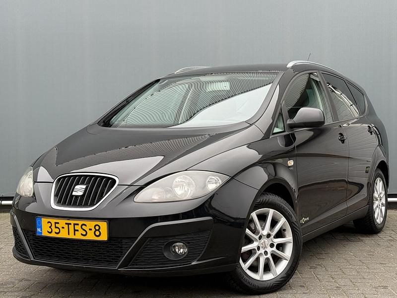 Zwart Occasion 2012 Seat Altea XL Ecomotive MPV | € 3.950 (Eerlijke prijs) - Afbeelding 1/3