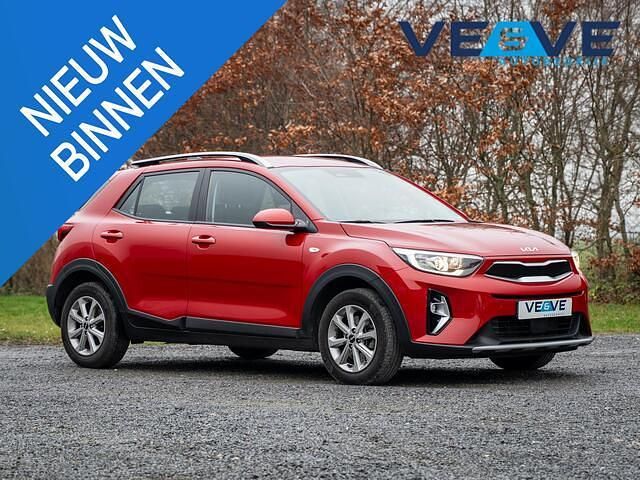 Rood Occasion 2022 Kia Stonic SUV | € 17.000 (Super prijs) - Afbeelding 1/4