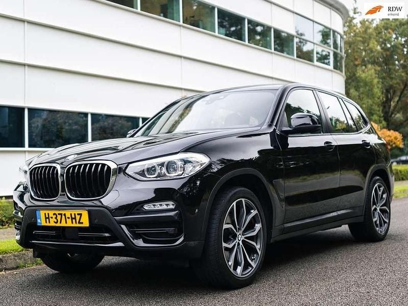 Zwart Gebruikt 2018 BMW X3 Executive SUV | € 22.950 (Iets duurder) - Afbeelding 1/4