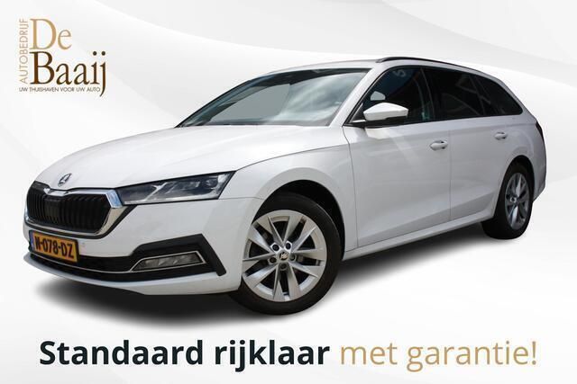 Wit Gebruikt 2021 Skoda Octavia First Edition Stationwagen | € 20.450 (Goede deal) - Afbeelding 1/4