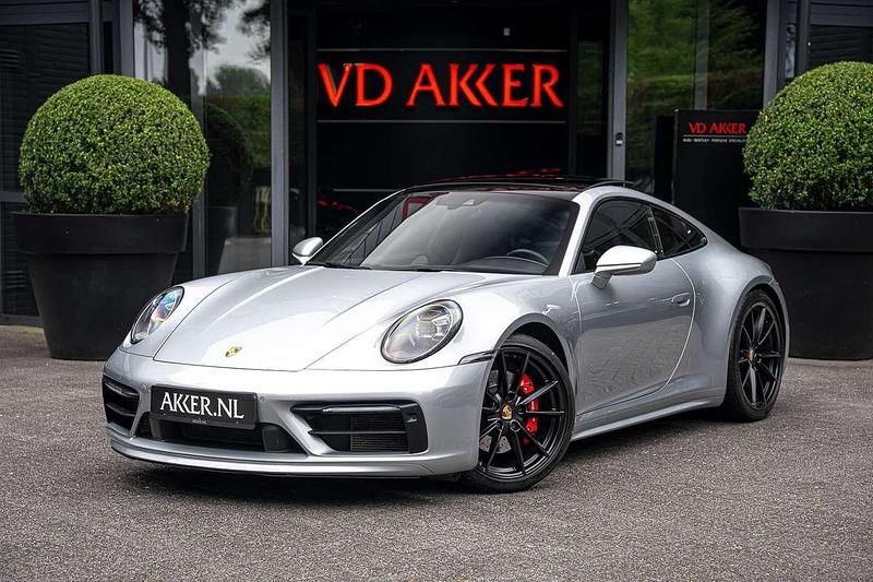 Grijs Gebruikt 2020 Porsche 992 Sport Coupé | € 137.450 (Eerlijke prijs) - Afbeelding 1/4