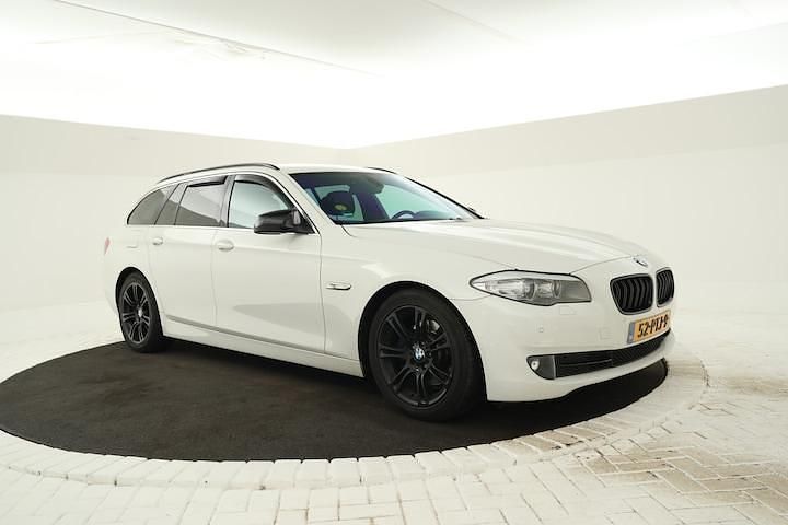 Occasion BMW 520 Executive 184 PK (135 kW) 2011 Wit (parellak) Stationwagen