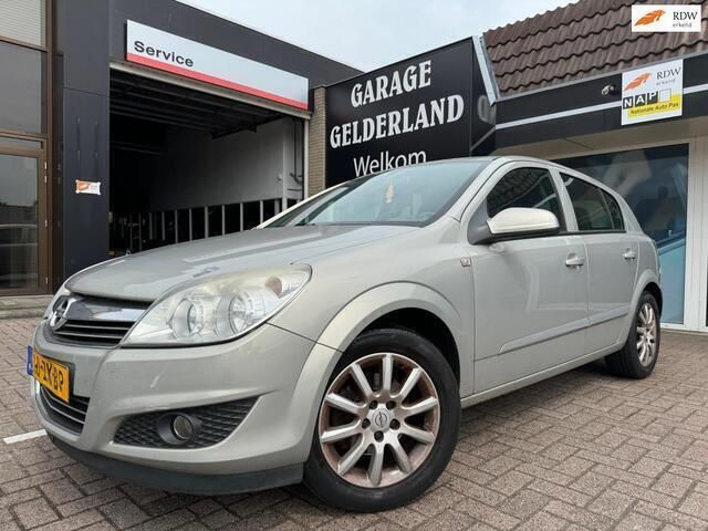 Grijs Gebruikt 2008 Opel Astra Hatchback | € 1.250 (Super prijs) - Afbeelding 1/4