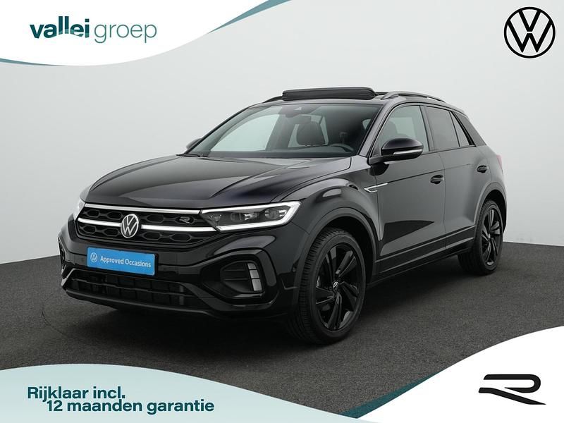 Zwart Gebruikt 2025 VW T-Roc R-line Edition SUV | € 41.700 - Afbeelding 1/4