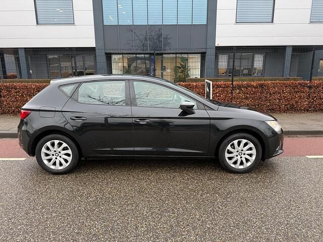 Occasion Seat Leon Business 110 PK (80 kW) 2015 Zwart (metallic) Hatchback