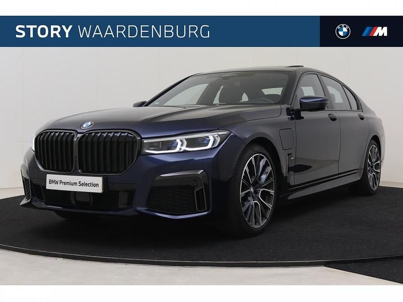 Tansanit (blauw metallic) Gebruikt 2021 BMW 745e Comfort Edition Sedan | € 62.950 (Iets duurder) - Afbeelding 1/4