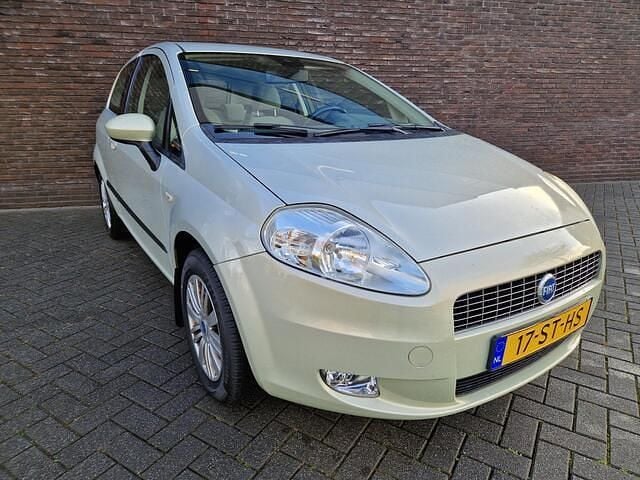 Occasion Fiat Grande Punto Sport 95 PK (69 kW) 2006 Beige Hatchback