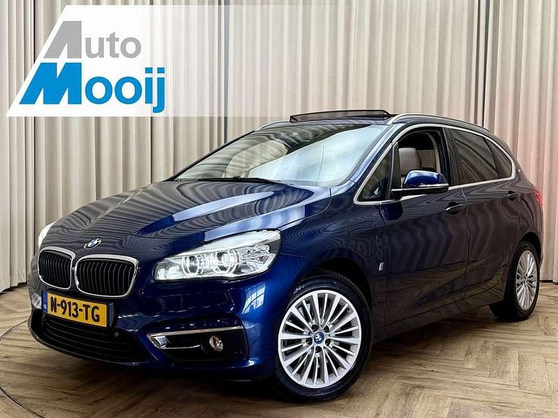 Blauw Gebruikt 2017 BMW 225 Active Tourer iPerformance MPV | € 15.950 (Goede deal) - Afbeelding 1/4