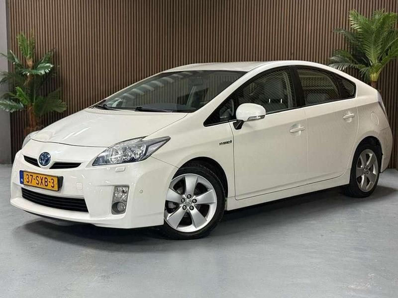 Wit Gebruikt 2009 Toyota Prius Hatchback | € 8.499 (Eerlijke prijs) - Afbeelding 1/4