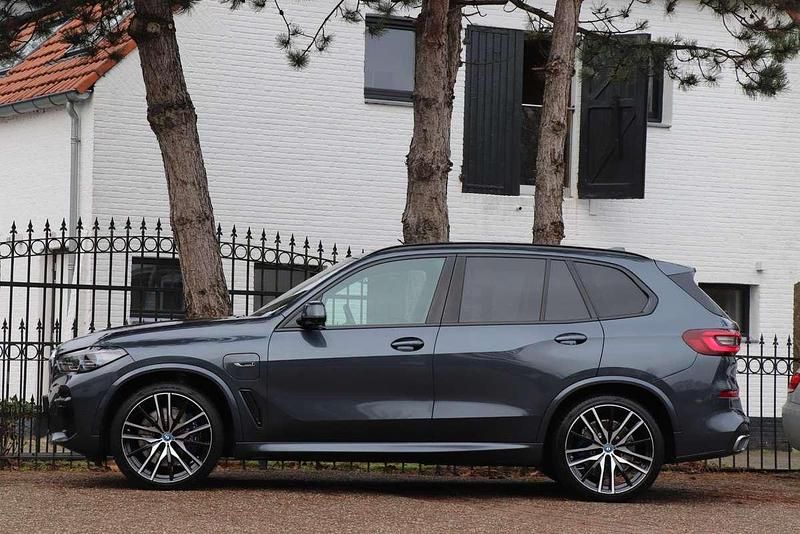 Occasion BMW X5 Executive 394 PK (289 kW) 2021 Grijs SUV