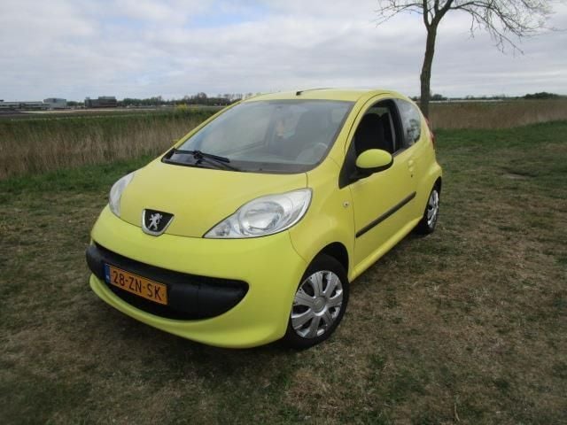 Geel Gebruikt 2008 Peugeot 107 Hatchback | € 950 (Super prijs) - Afbeelding 1/4