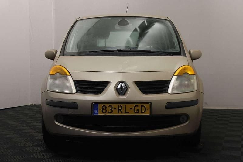 Occasion Renault Modus 112 PK (82 kW) 2005 Beige (metallic) MPV