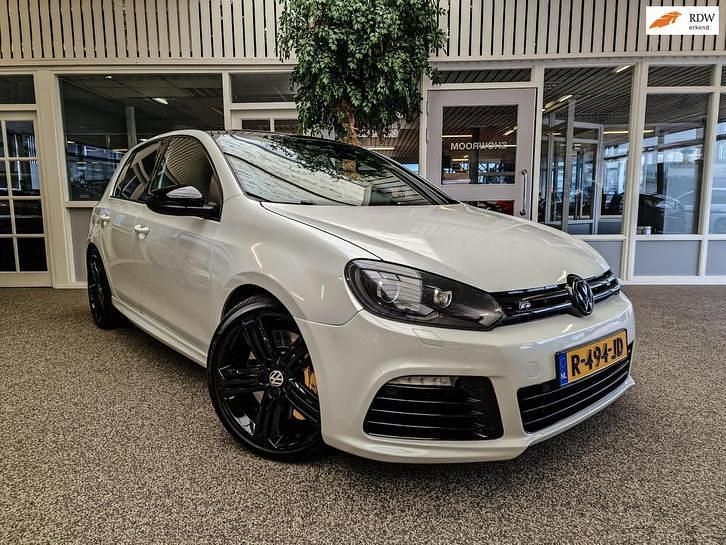 Wit Gebruikt 2012 VW Golf VII R Hatchback | € 14.995 (Goede deal) - Afbeelding 1/4
