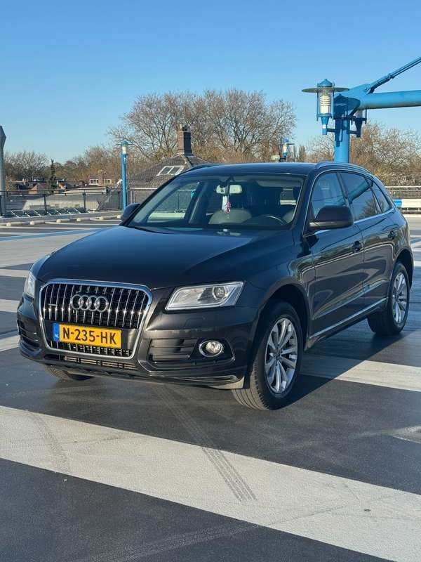 Grijs Gebruikt 2013 Audi Q5 SUV | € 12.500 (Eerlijke prijs) - Afbeelding 1/4