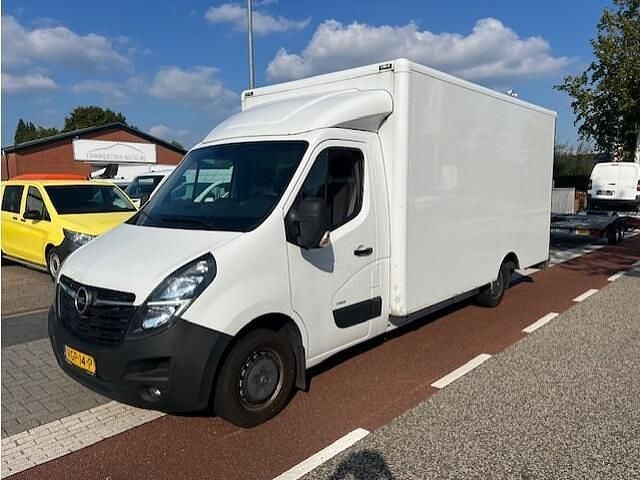 Wit Gebruikt 2020 Opel Movano Van | € 10.850 (Eerlijke prijs) - Afbeelding 1/4