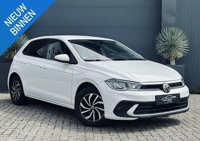 Wit Gebruikt 2021 VW Polo Style Hatchback | € 15.950 (Goede deal) - Afbeelding 1/4