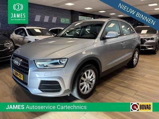 Grijs, metallic lak Gebruikt 2017 Audi Q3 S-Line SUV | € 18.950 (Goede deal) - Afbeelding 1/4