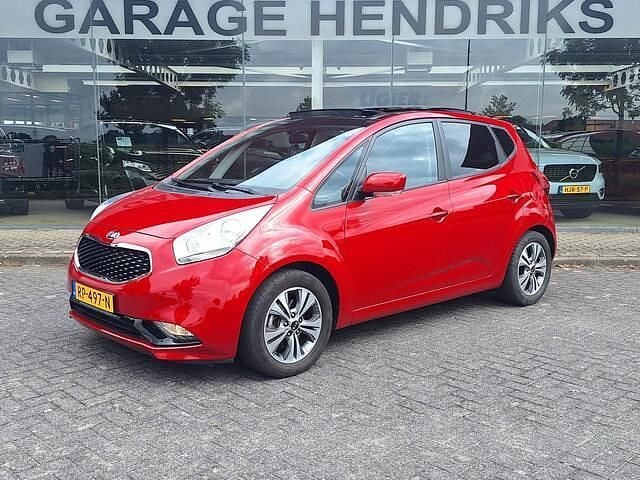 Rood Gebruikt 2018 Kia Venga Hatchback | € 14.945 (Eerlijke prijs) - Afbeelding 1/4