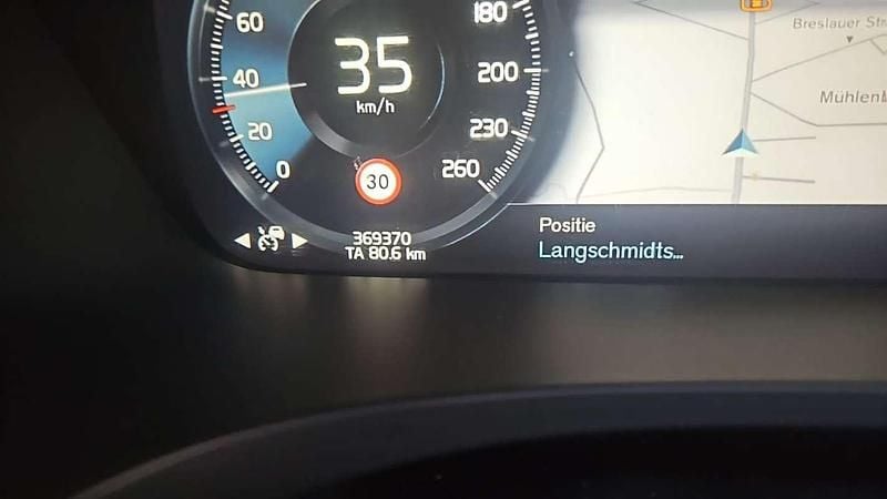 Grijs Gebruikt 2017 Volvo V90 CC Pro Stationwagen | € 17.950 (Eerlijke prijs) - Afbeelding 1/4