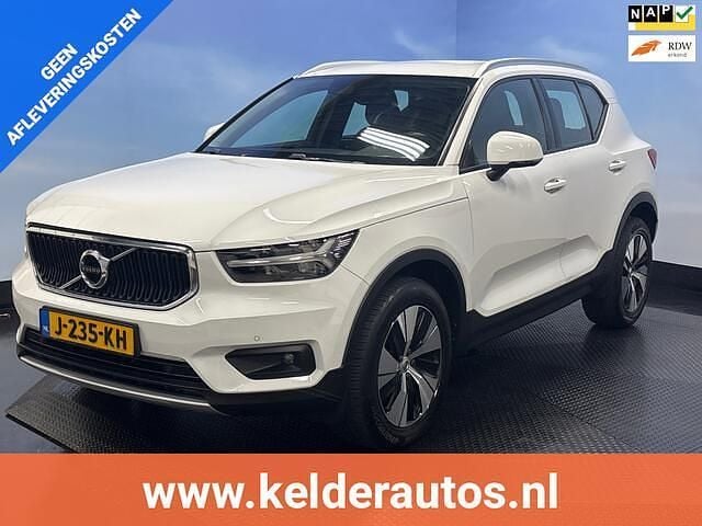 Wit Gebruikt 2020 Volvo XC40 Business Edition SUV | € 19.750 (Eerlijke prijs) - Afbeelding 1/4