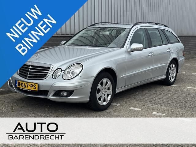 Grijs Gebruikt 2006 Mercedes 280 Classic Stationwagen | € 5.945 (Eerlijke prijs) - Afbeelding 1/4