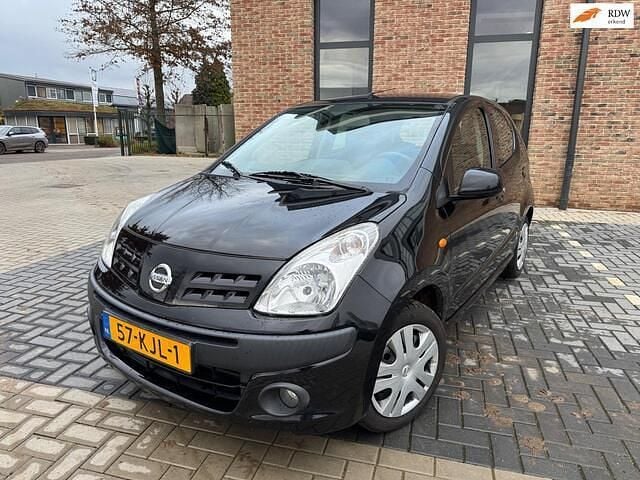 Zwart Gebruikt 2009 Nissan Pixo Acenta Hatchback | € 3.450 (Eerlijke prijs) - Afbeelding 1/4