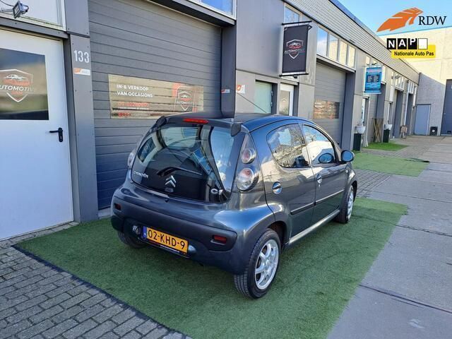 Grijs Gebruikt 2009 Citroën C1 Hatchback | € 2.990 (Eerlijke prijs) - Afbeelding 1/4