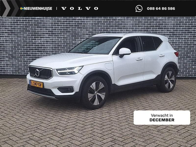 Wit Gebruikt 2020 Volvo XC40 Inscription SUV | € 29.694 (Goede deal) - Afbeelding 1/4