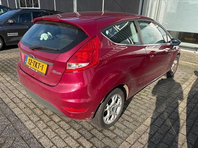 Occasion Ford Fiesta Titanium 82 PK (60 kW) 2012 Rood Hatchback