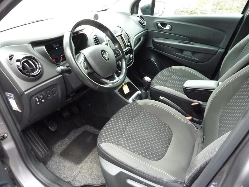 Occasion Renault Captur LIMITED 2020 Grijs SUV