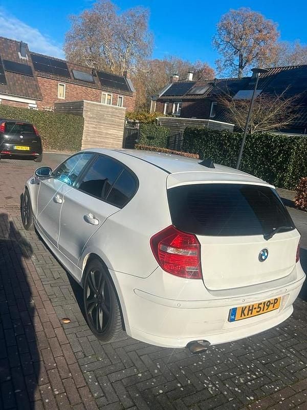 Gebruikt 2008 BMW 118 Hatchback | € 2.700 (Super prijs) - Afbeelding 1/4