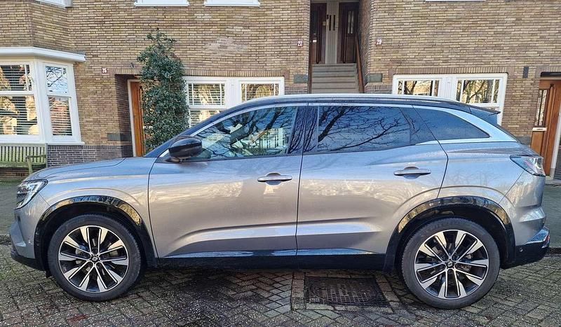 Zilver Gebruikt 2023 Renault Austral SUV | € 26.500 (Goede deal) - Afbeelding 1/4